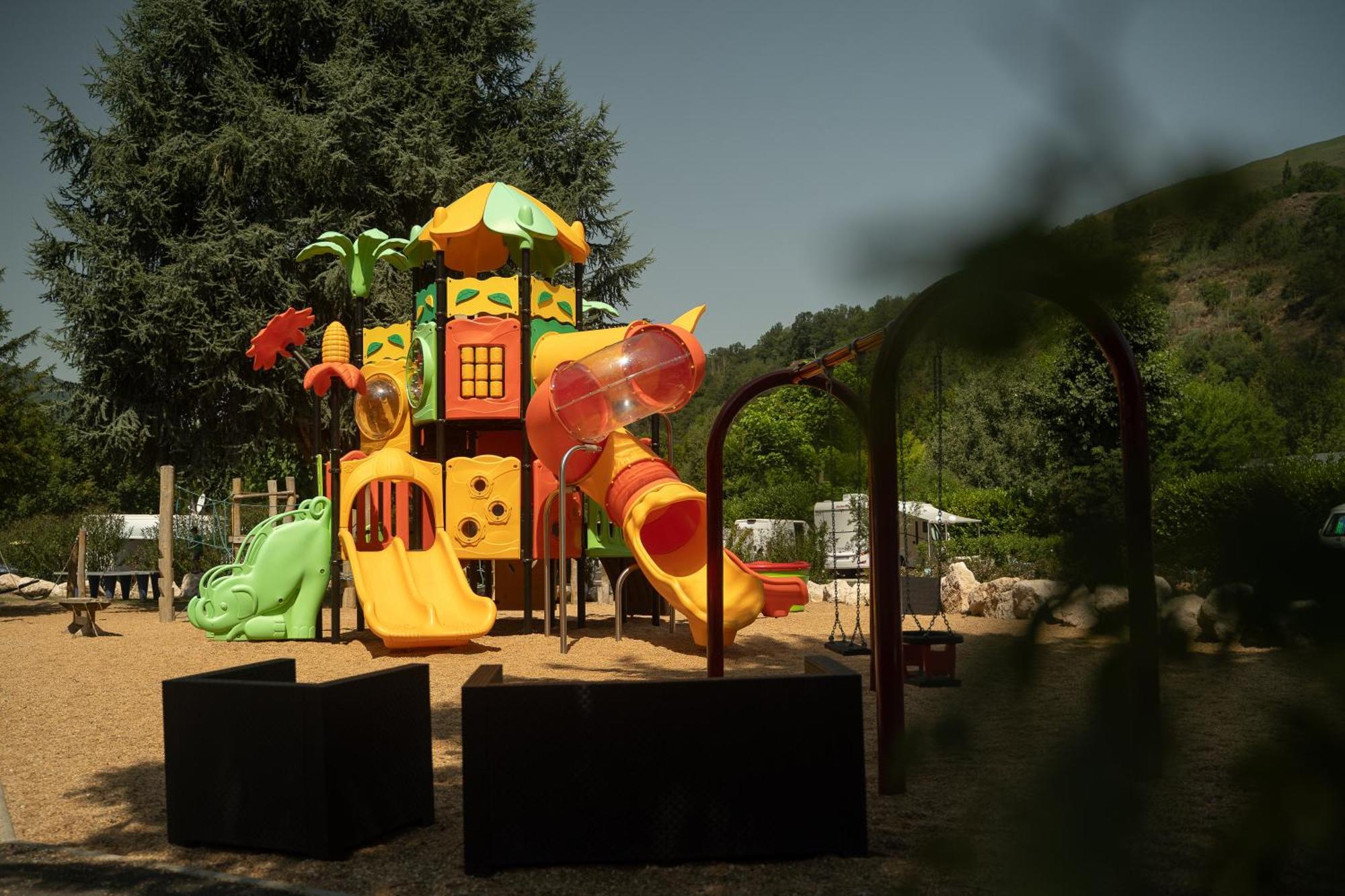 Camping Paradis La Marmotte Ax-les-Thermes Ngoại thất bức ảnh